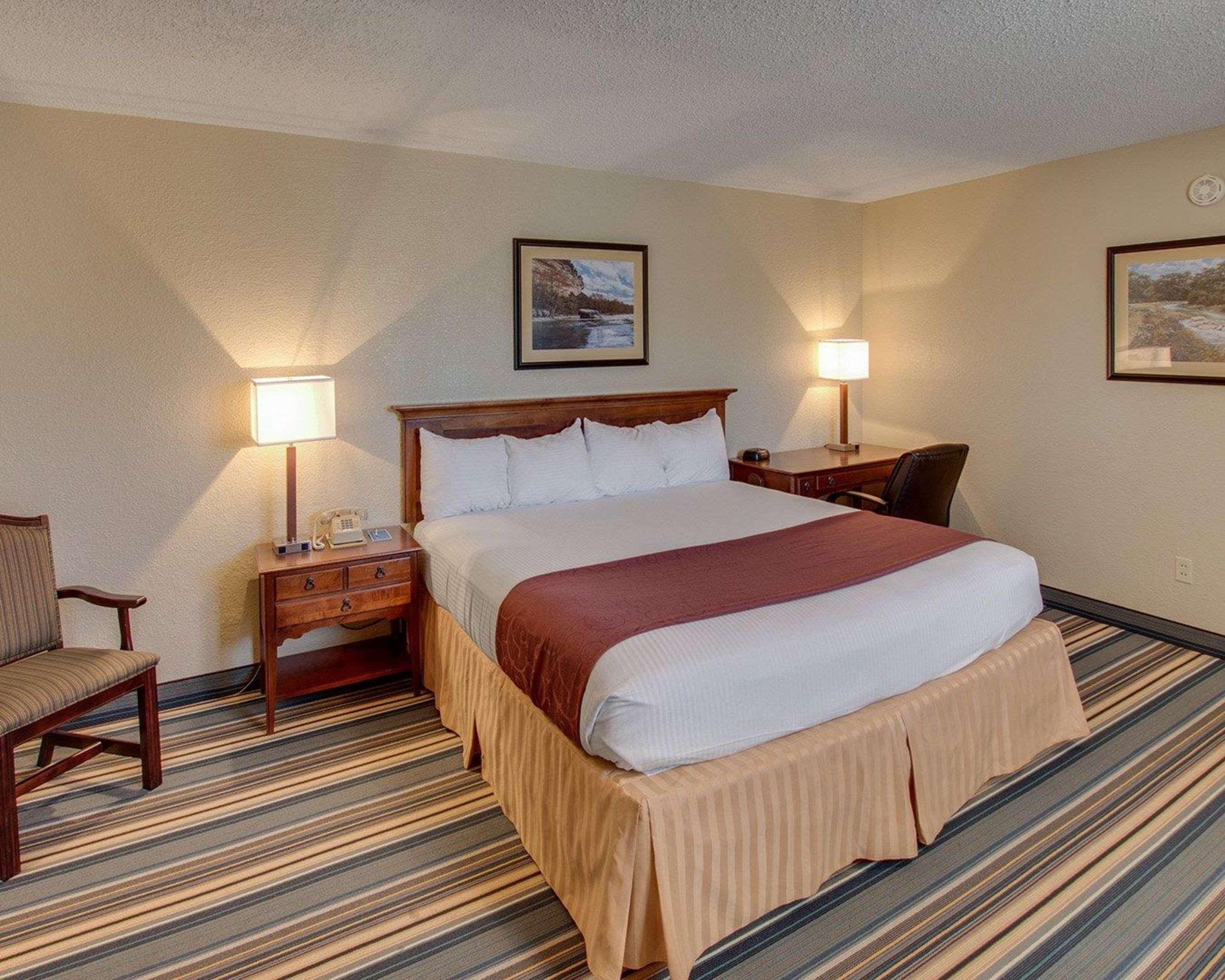 Days Inn By Wyndham Gatesville Esterno foto