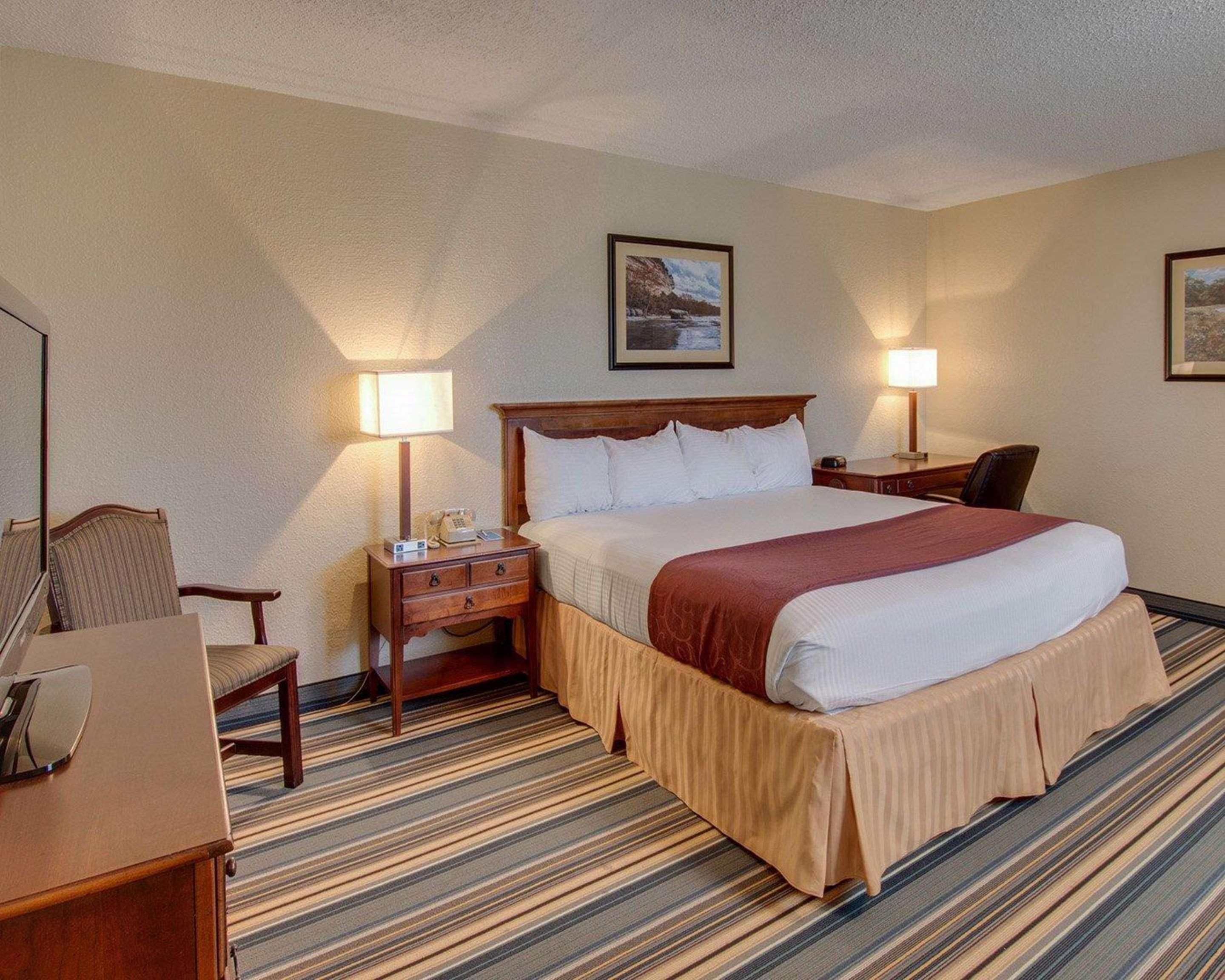 Days Inn By Wyndham Gatesville Esterno foto