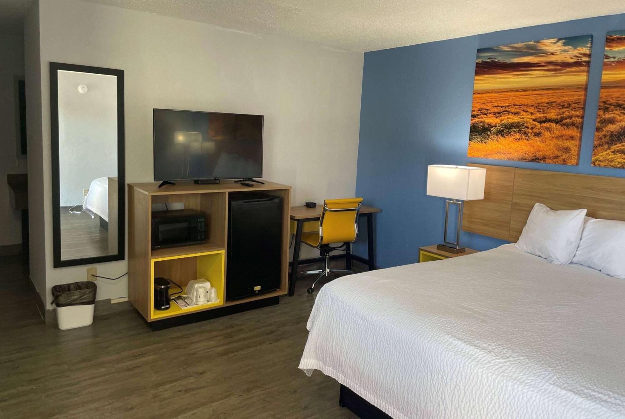 Days Inn By Wyndham Gatesville Esterno foto